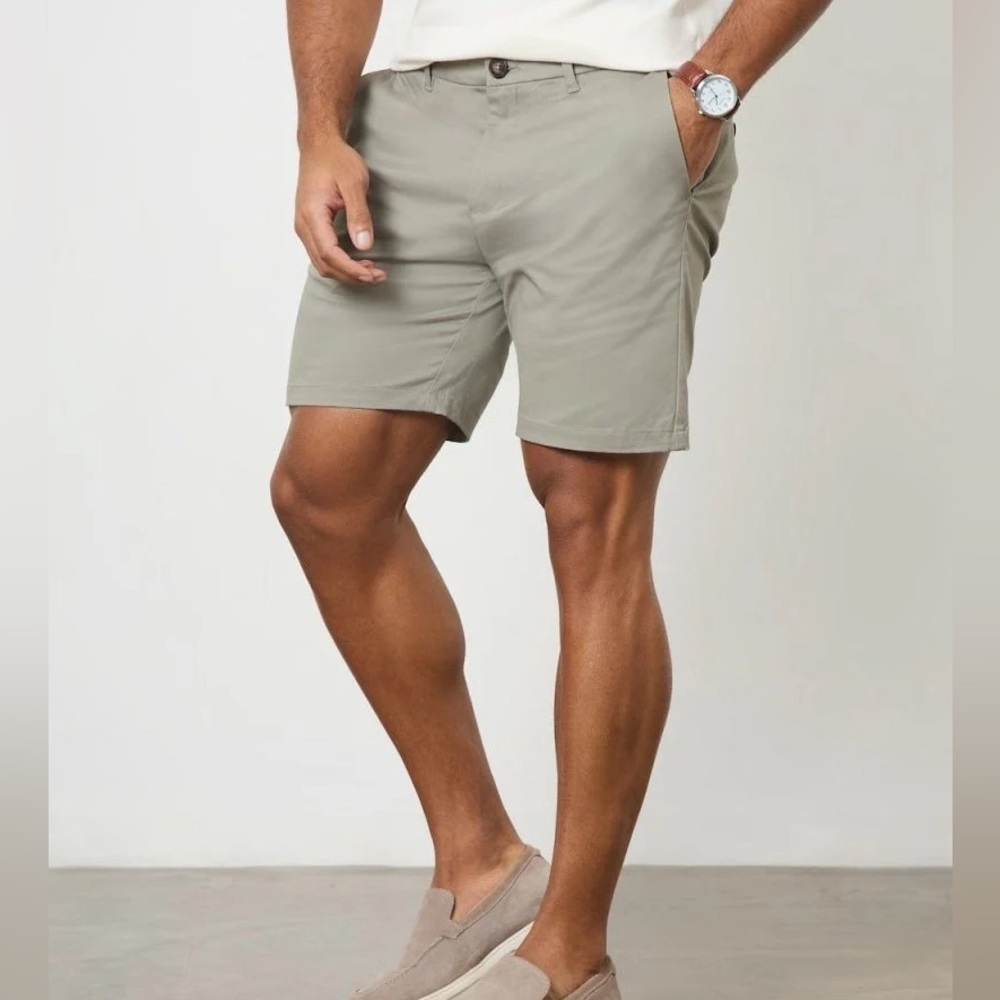 Tailored Athlete Chino Shorts
